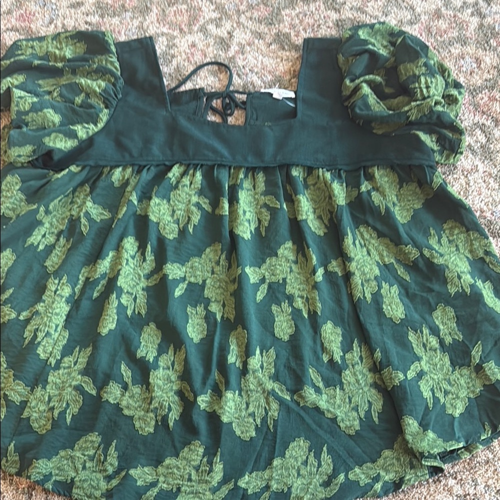 Chicsoul Green Floral Women's Top size 1XL